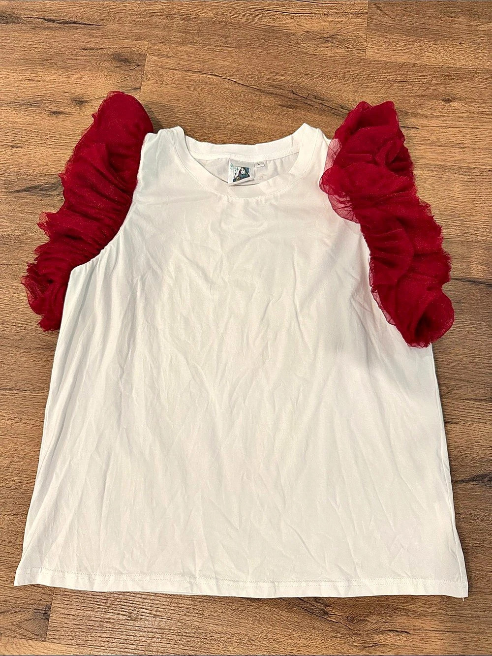 Queen of Sparkles Ruffle Sleeve Top in White & Maroon